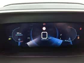 Peugeot 2008 (2021) thumbnail 14