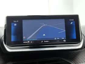 Peugeot 2008 (2021) thumbnail 16