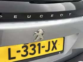 Peugeot 2008 (2021) thumbnail 29