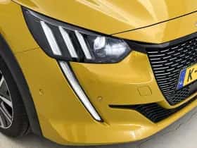 Peugeot 208 (2021) thumbnail 31