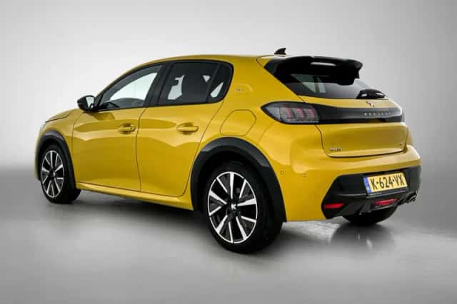 Peugeot 208 (2021) thumbnail 6