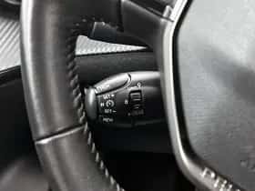 Peugeot 2008 (2021) thumbnail 15