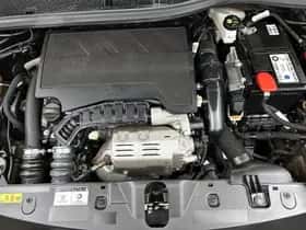 Peugeot 2008 (2021) thumbnail 35