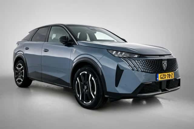 Peugeot e-3008 (2025) thumbnail 2