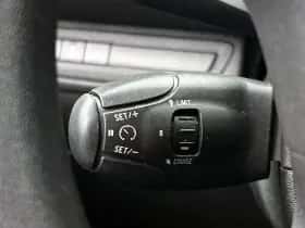 Peugeot 208 (2016) thumbnail 15
