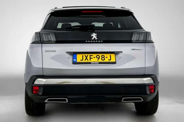 Peugeot 3008 (2022) thumbnail 6