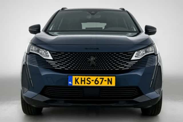 Peugeot 3008 (2024) thumbnail 4