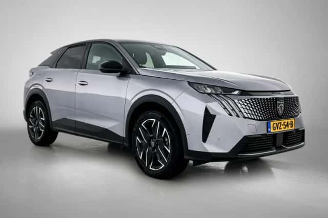 Peugeot 3008 (2024) thumbnail 2
