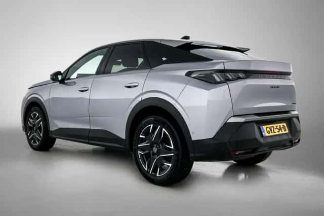 Peugeot 3008 (2024) thumbnail 5