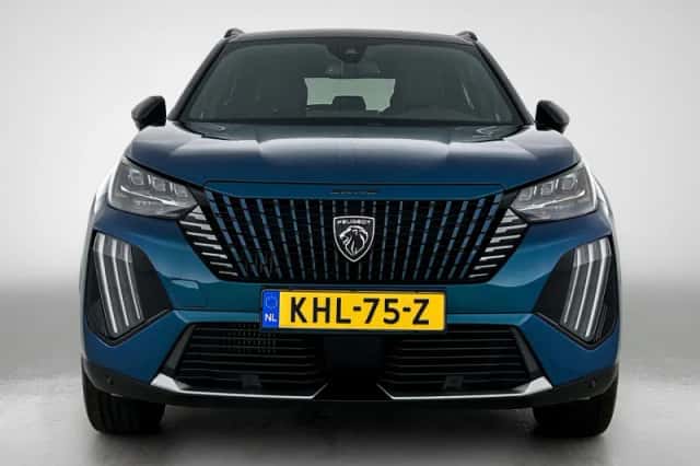 Peugeot 2008 (2025) thumbnail 4