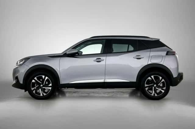 Peugeot 2008 (2022) thumbnail 5