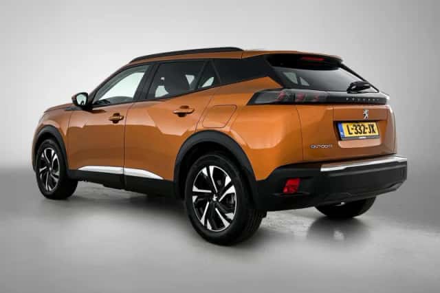 Peugeot e-2008 (2021) thumbnail 3