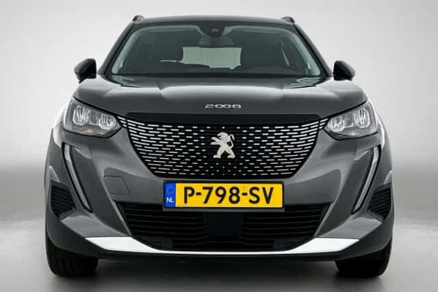 Peugeot 2008 (2022) thumbnail 4