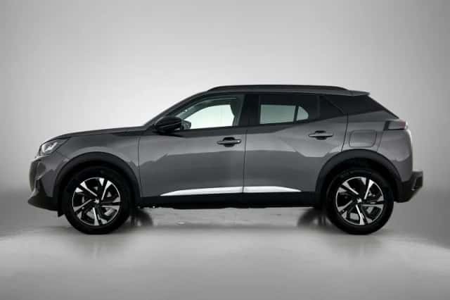 Peugeot 2008 (2022) thumbnail 5
