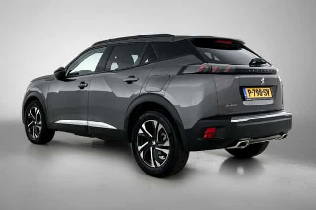 Peugeot 2008 (2022) thumbnail 6