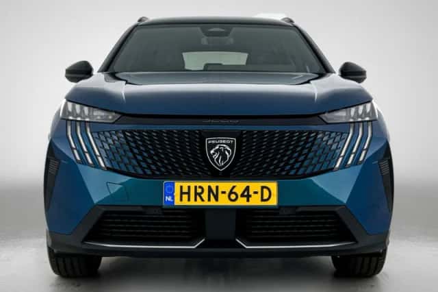 Peugeot 5008 (2025) thumbnail 3