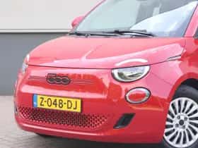 Fiat 500e (2024) thumbnail 4