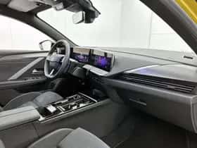 Opel Astra (2025) thumbnail 12
