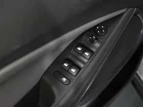 Opel Crossland X (2019) thumbnail 21