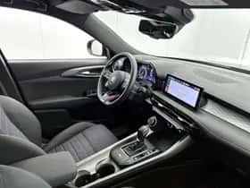 Alfa Romeo Tonale (2023) thumbnail 12