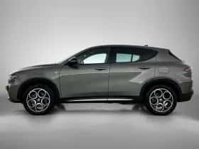 Alfa Romeo Tonale (2023) thumbnail 5
