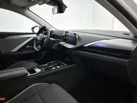 Opel Astra (2022) thumbnail 12