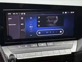 Opel Astra (2022) thumbnail 18