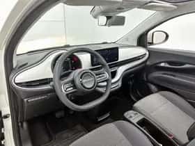 Fiat 500C (2023) thumbnail 10