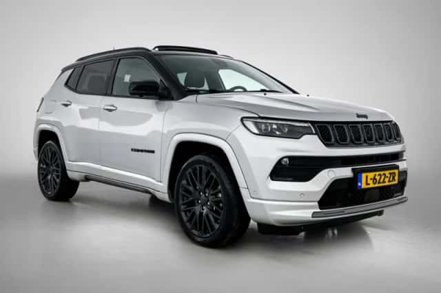 Jeep Compass (2021) thumbnail 2