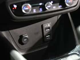 Opel Crossland (2023) thumbnail 36