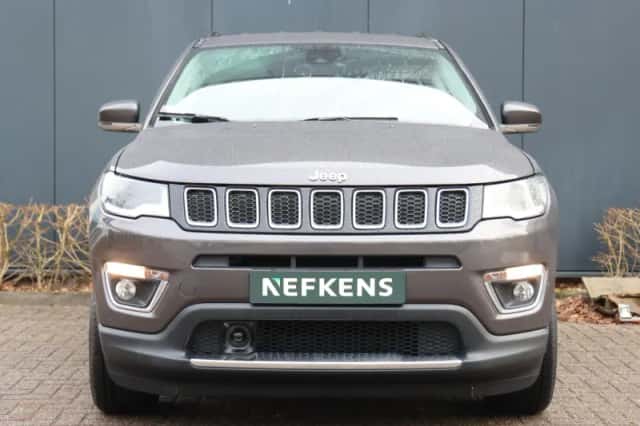 Jeep Compass (2018) thumbnail 2
