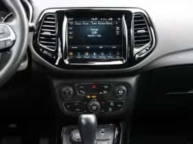 Jeep Compass (2018) thumbnail 16