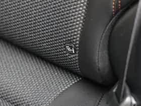 Jeep Compass (2018) thumbnail 18