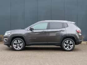 Jeep Compass (2018) thumbnail 3