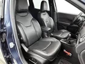 Jeep Compass (2020) thumbnail 28