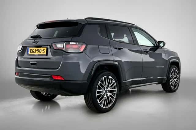 Jeep Compass (2025) thumbnail 5