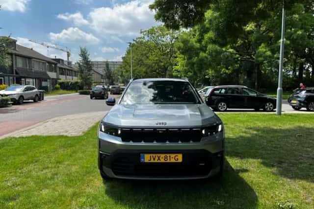 Jeep Compass (2026) thumbnail 2