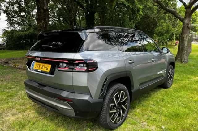 Jeep Compass (2026) thumbnail 4