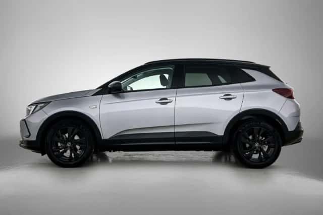 Opel Grandland (2022) thumbnail 5