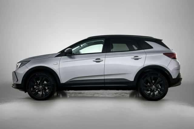 Opel Grandland (2024) thumbnail 5
