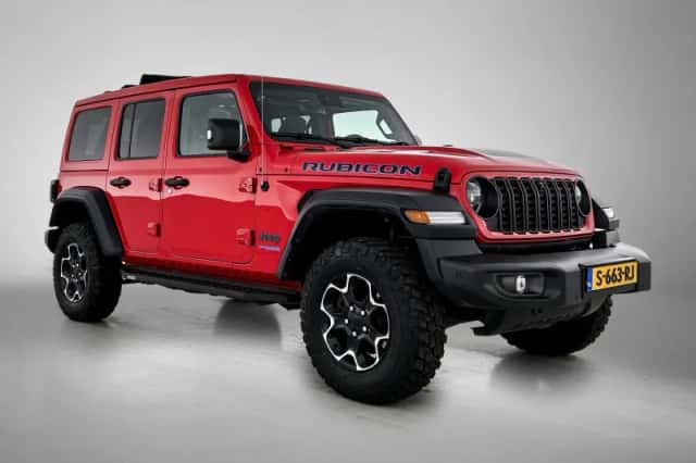 Jeep Wrangler (2022) thumbnail 2