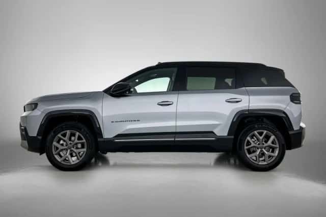 Jeep Compass (2026) thumbnail 2