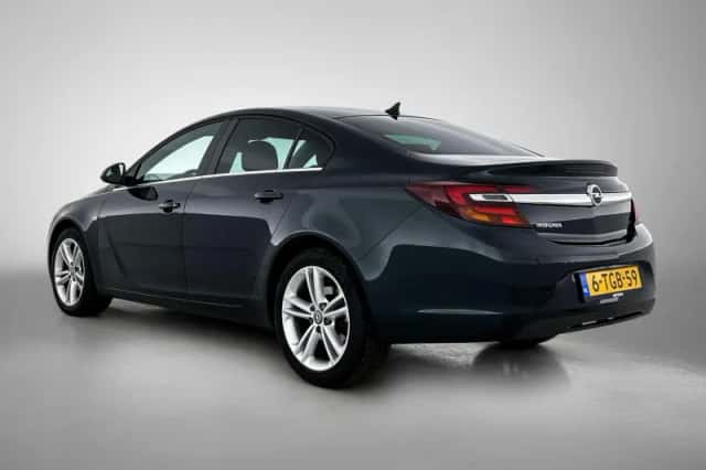 Opel Insignia (2014) thumbnail 3
