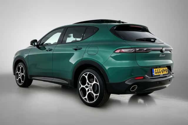 Alfa Romeo Tonale (2024) thumbnail 3