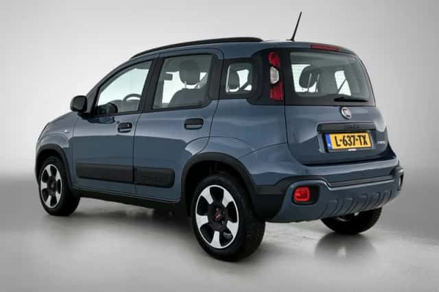 Fiat Panda (2021) thumbnail 3