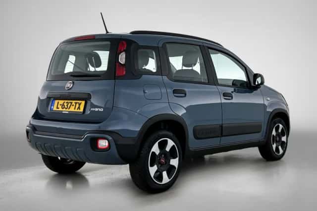 Fiat Panda (2021) thumbnail 5
