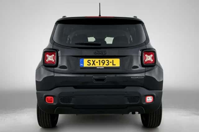 Jeep Renegade (2018) thumbnail 4