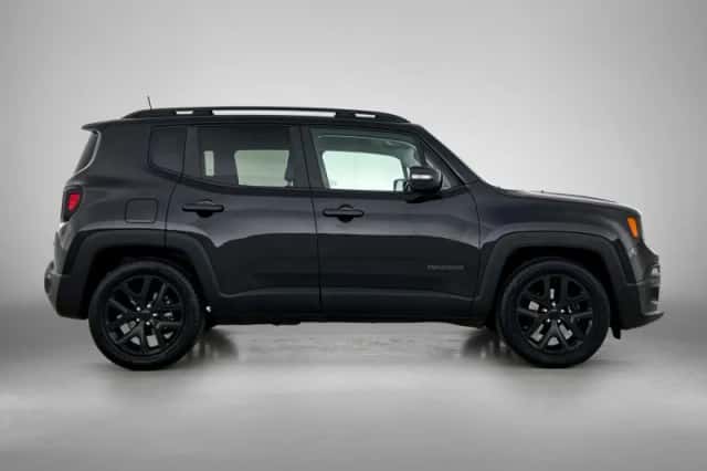 Jeep Renegade (2018) thumbnail 6