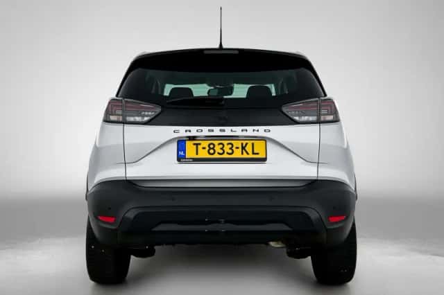 Opel Crossland (2023) thumbnail 4