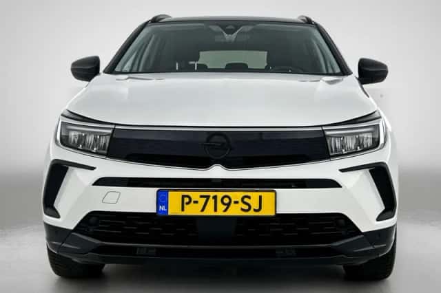 Opel Grandland (2022) thumbnail 4